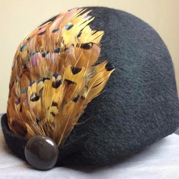 Vintage Lilli Moffit Women\'s Black Felt Dome Copper Feather Hat Reno Nevada main image 3